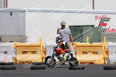 media/Sep-25-2023-Moto Forza (Mon) [[81ffa65e0a]]/Around the Pits/